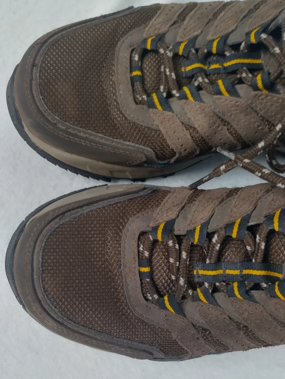 Columbia Mens Sz 7.5 Strata Trail Waterproof Outdoors Hiking Athletic Trainers